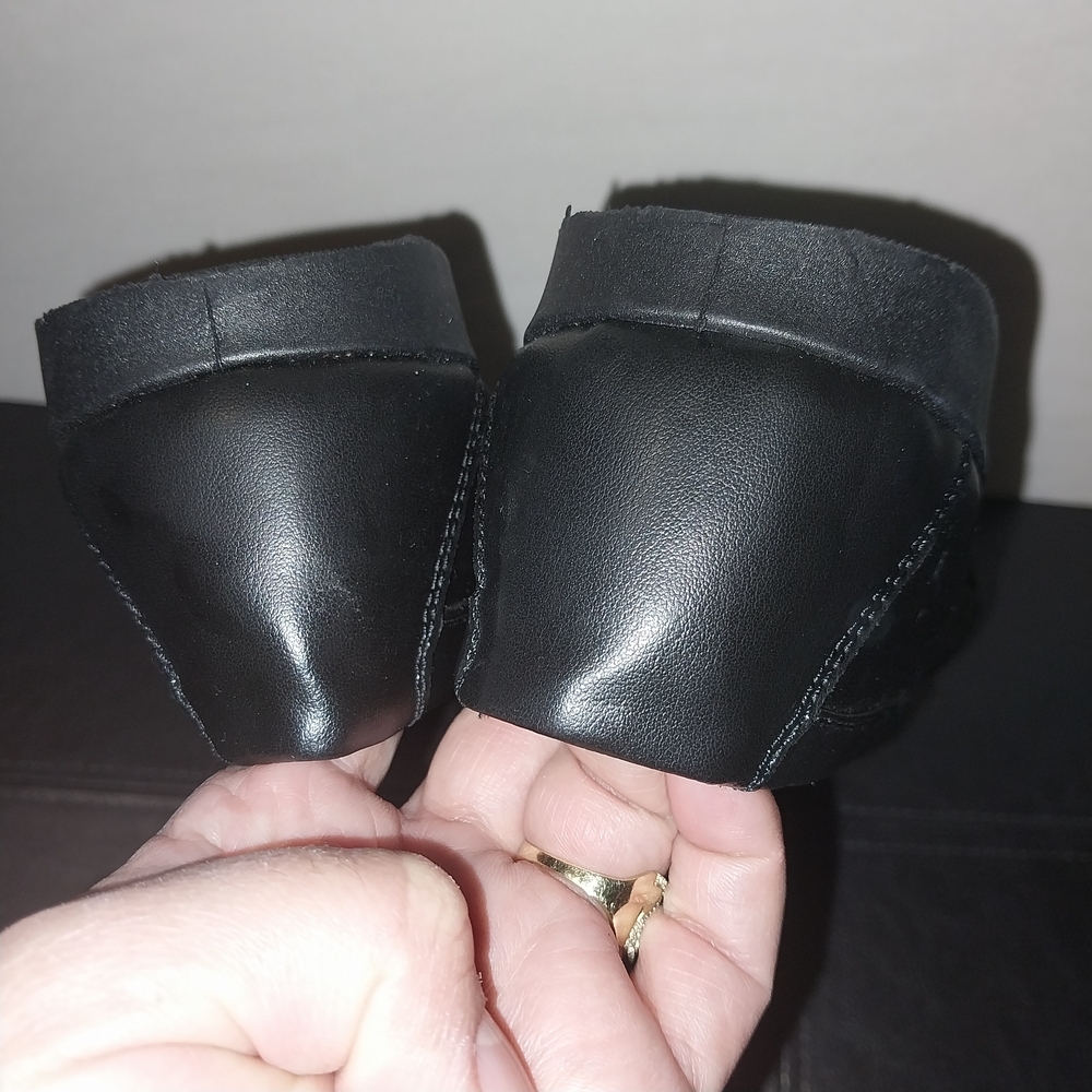 Bata Women's‎ Classic Black Loafers Size 10-US - Picture 4 of 16